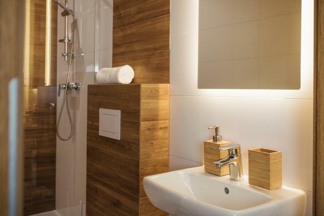 Apartamenty Szaron 250 M Do Kortow Tenisowych I Bulwarow Wislanych - Dream Apart Ustroń Esterno foto